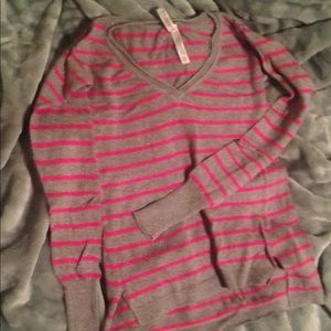 Long sleeve knitted shirt. Very warm.